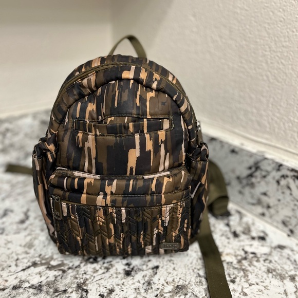 Lug Mini Orbit Backpack - Picture 1 of 8